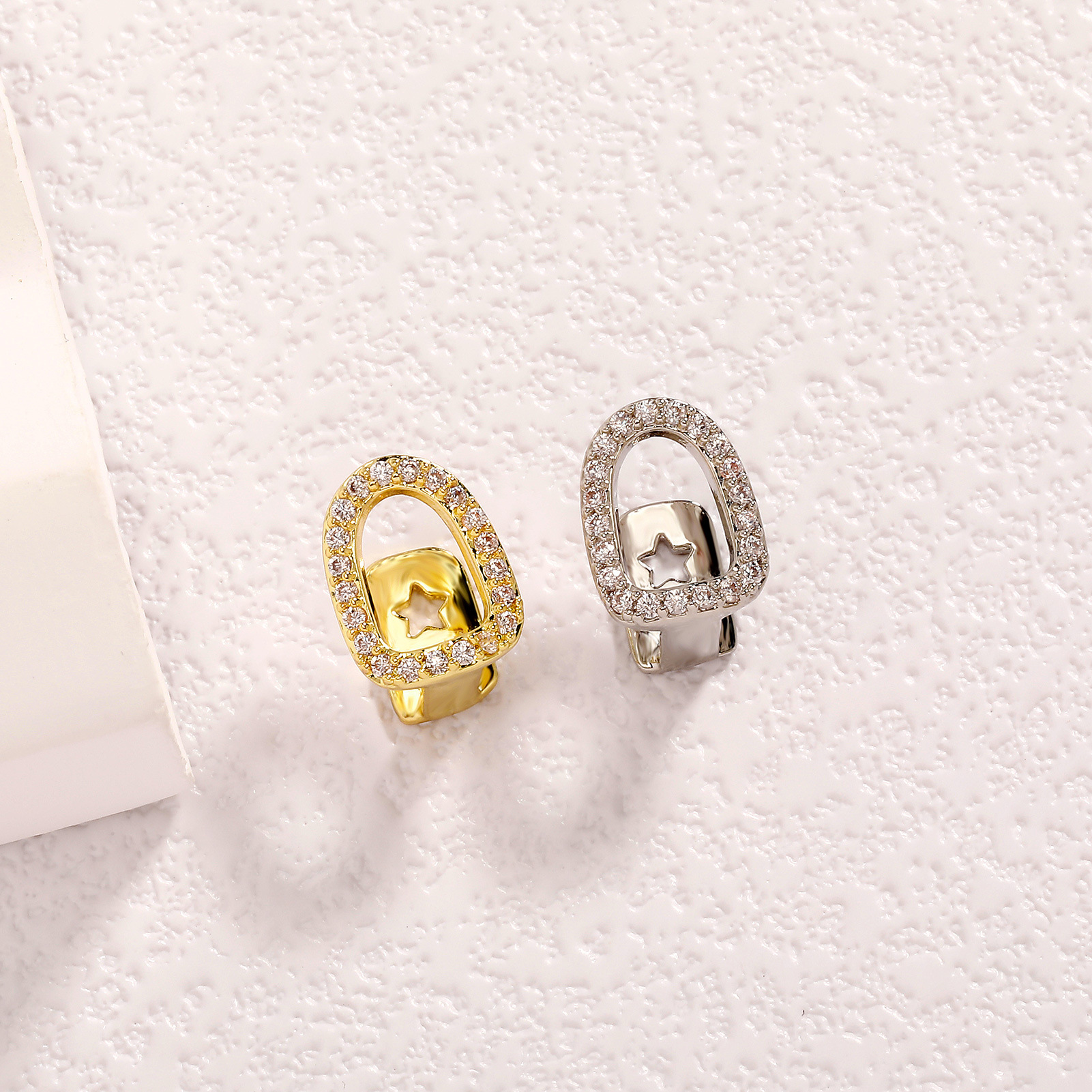 Hip Hop Single Full CZ Stone H - Men Accessories H&M reseña y precio